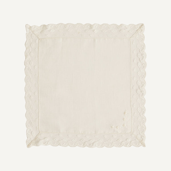 ANTIQUE LACE HANDKERCHIEF