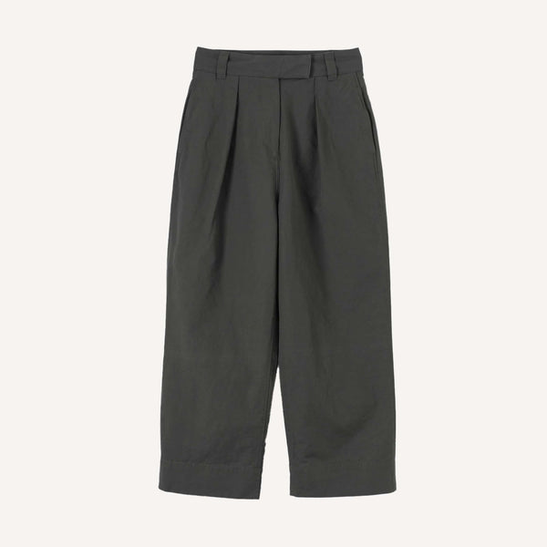 MHL PLEATED CROP TROUSERS